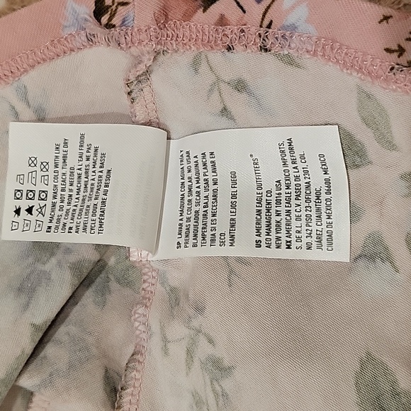 American Eagle top - Picture 11 of 11